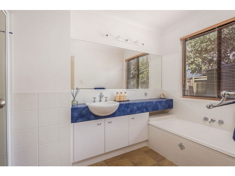 5 Portmarnock Court, Twin Waters QLD 4564