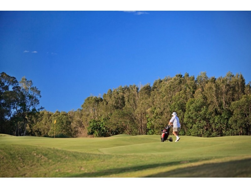5 Portmarnock Court, Twin Waters QLD 4564
