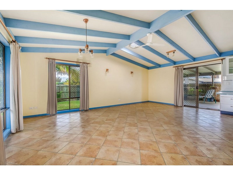 2 Waterview Crescent, Bli Bli QLD 4560