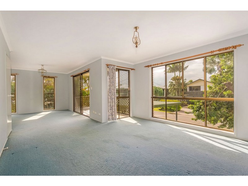 2 Waterview Crescent, Bli Bli QLD 4560