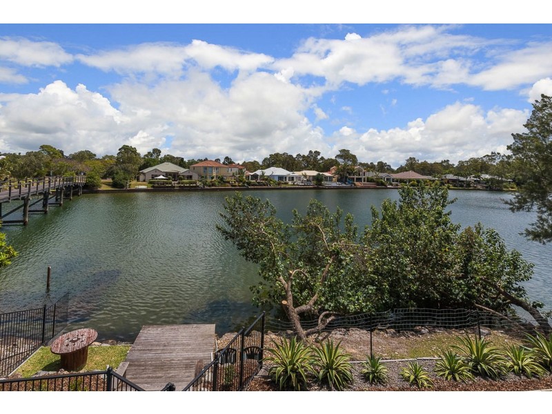 10 Tea Tree Place, Twin Waters QLD 4564
