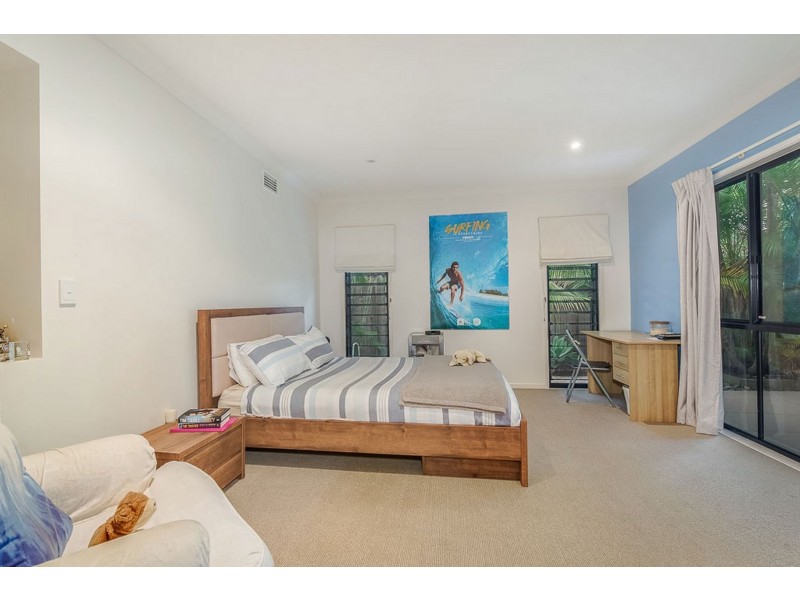 19 Barcoola Place, Twin Waters QLD 4564