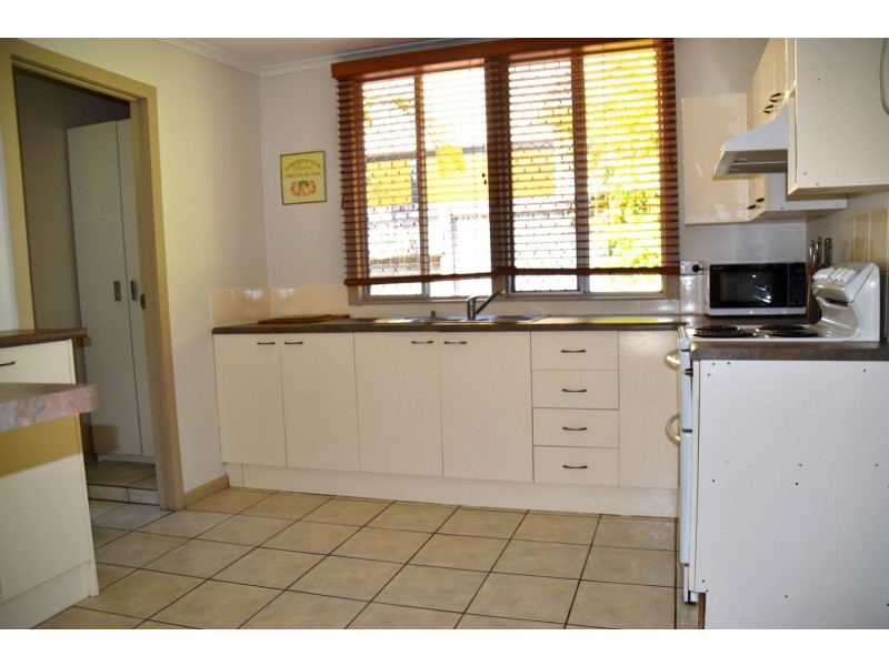 42 Namba Street, Pacific Paradise QLD 4564