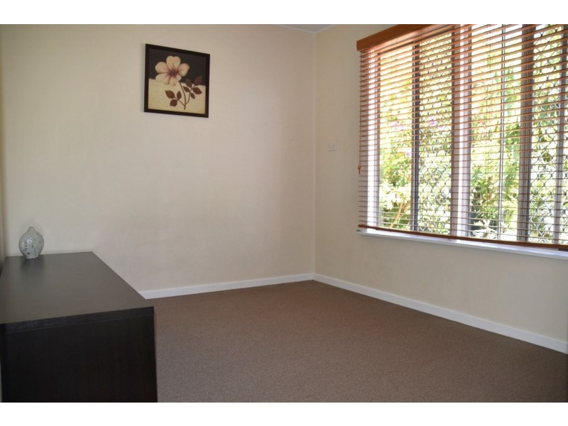 42 Namba Street, Pacific Paradise QLD 4564