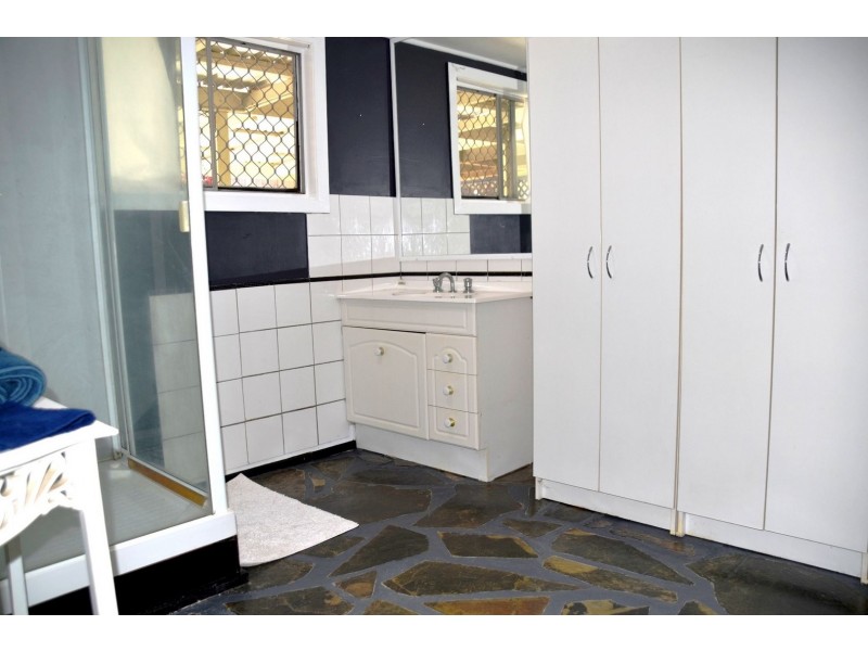 42 Namba Street, Pacific Paradise QLD 4564