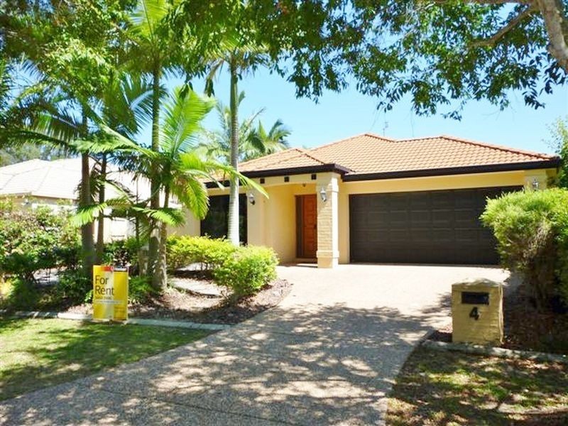4 Prestwick Drive, Twin Waters QLD 4564