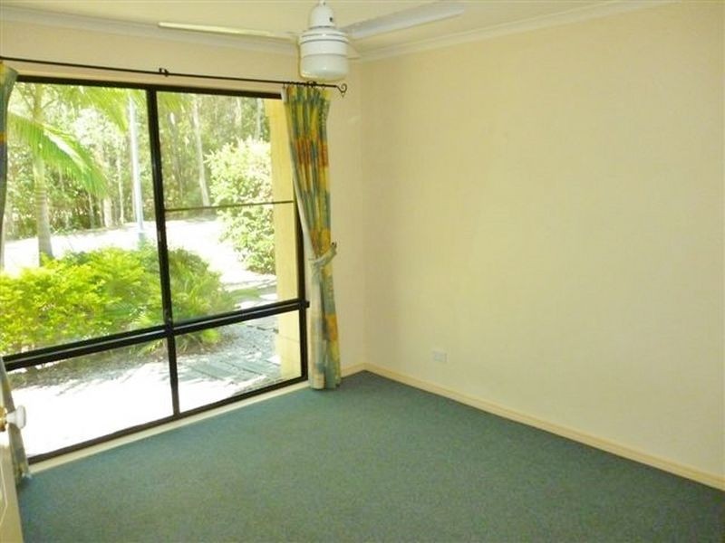 4 Prestwick Drive, Twin Waters QLD 4564