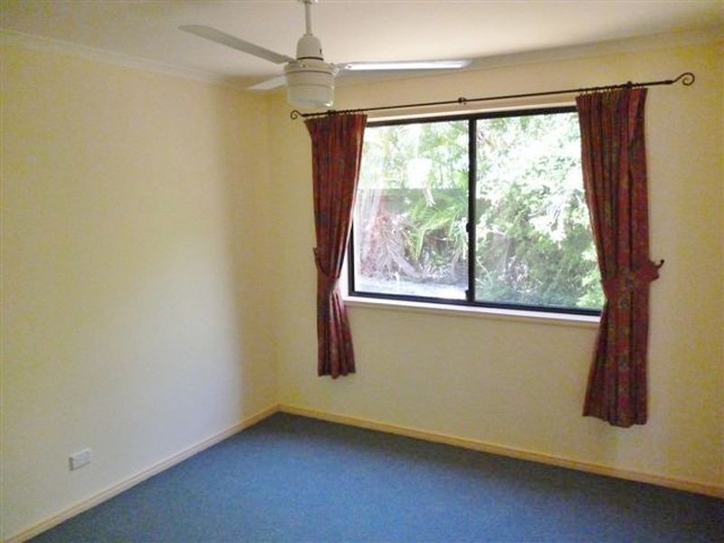 4 Prestwick Drive, Twin Waters QLD 4564