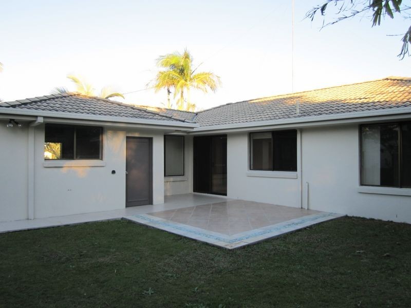 8 Cycas Street, Marcoola QLD 4564
