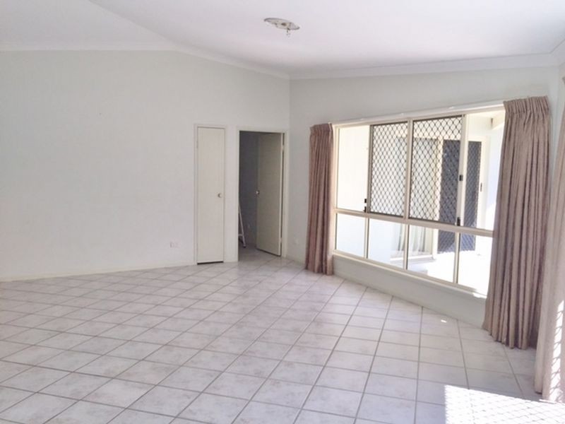 62 Wattlebird Drive, Twin Waters QLD 4564