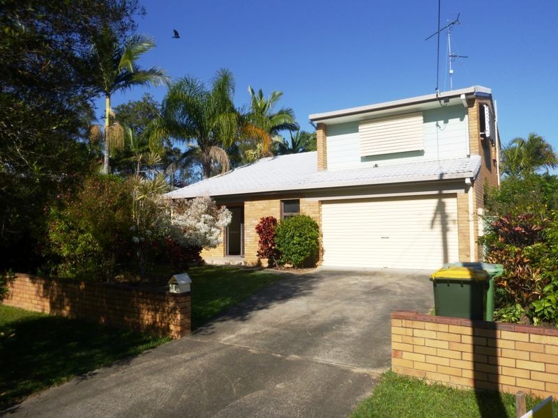 10 Kenewin Avenue, Maroochydore QLD 4558