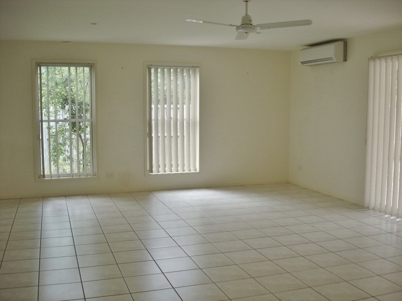 6 Waterhen Place, Pelican Waters QLD 4551