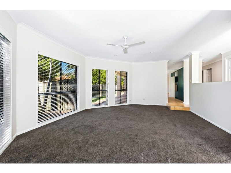 10 Glenwood Place, Twin Waters QLD 4564