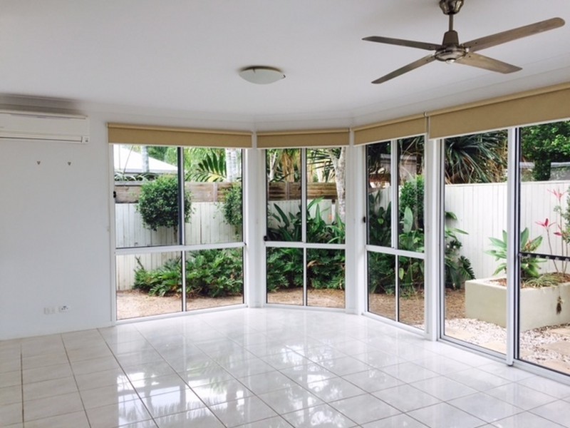 6 Oyster Court, Twin Waters QLD 4564