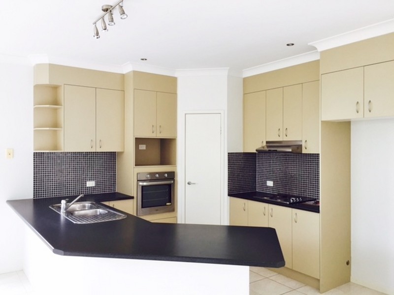 6 Oyster Court, Twin Waters QLD 4564