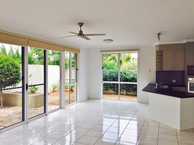 6 Oyster Court, Twin Waters QLD 4564