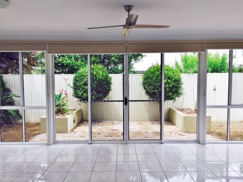 6 Oyster Court, Twin Waters QLD 4564