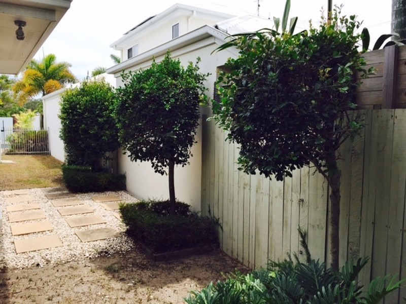 6 Oyster Court, Twin Waters QLD 4564