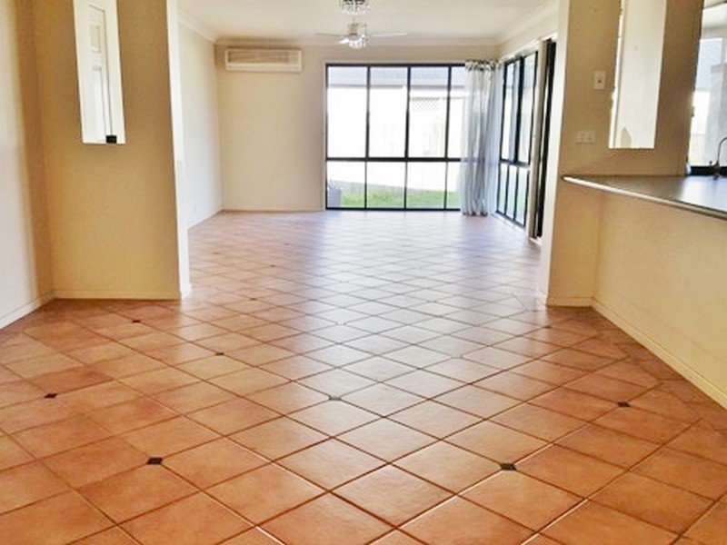 12 Watergum Place, Twin Waters QLD 4564