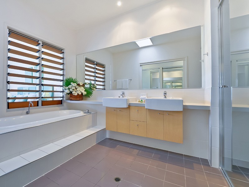 82/80 North Shore Rd, Twin Waters QLD 4564