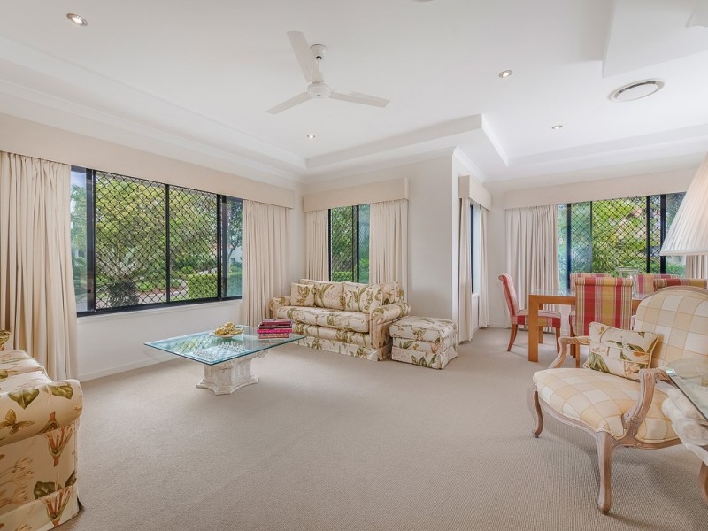 8 Staysail Place, Twin Waters QLD 4564