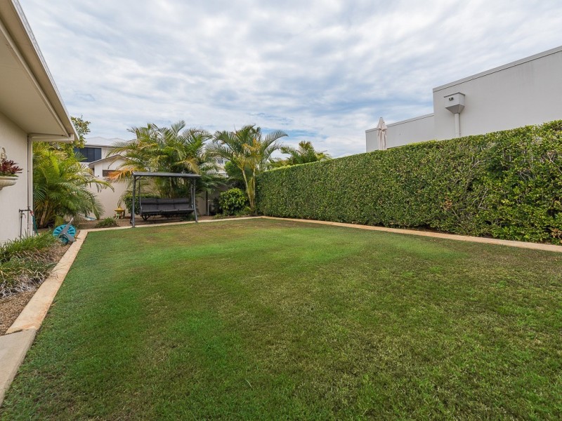 8 Staysail Place, Twin Waters QLD 4564