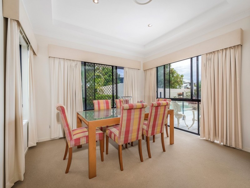 8 Staysail Place, Twin Waters QLD 4564