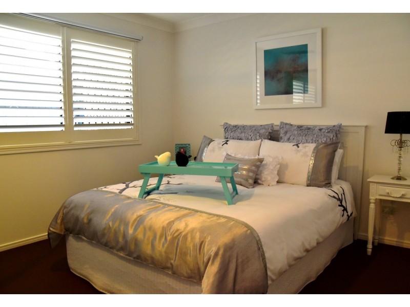 6 Staysail Place, Twin Waters QLD 4564