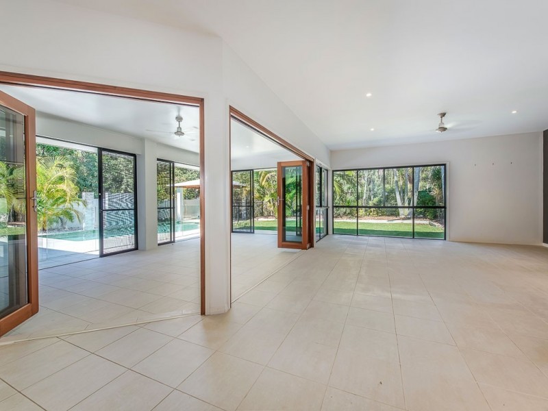 14 Peatling Lane, Twin Waters QLD 4564