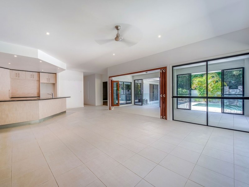 14 Peatling Lane, Twin Waters QLD 4564