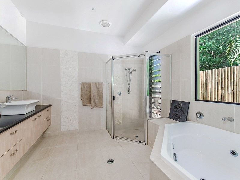 14 Peatling Lane, Twin Waters QLD 4564