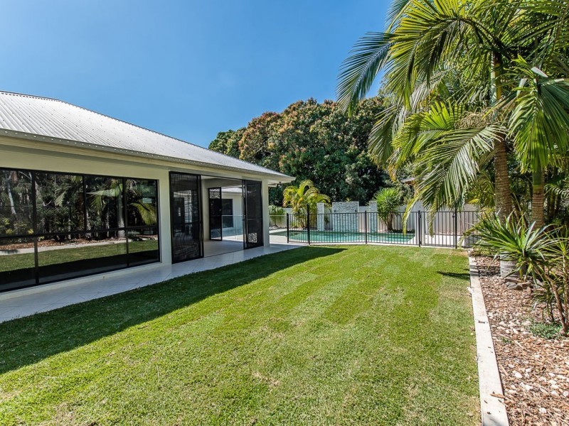 14 Peatling Lane, Twin Waters QLD 4564