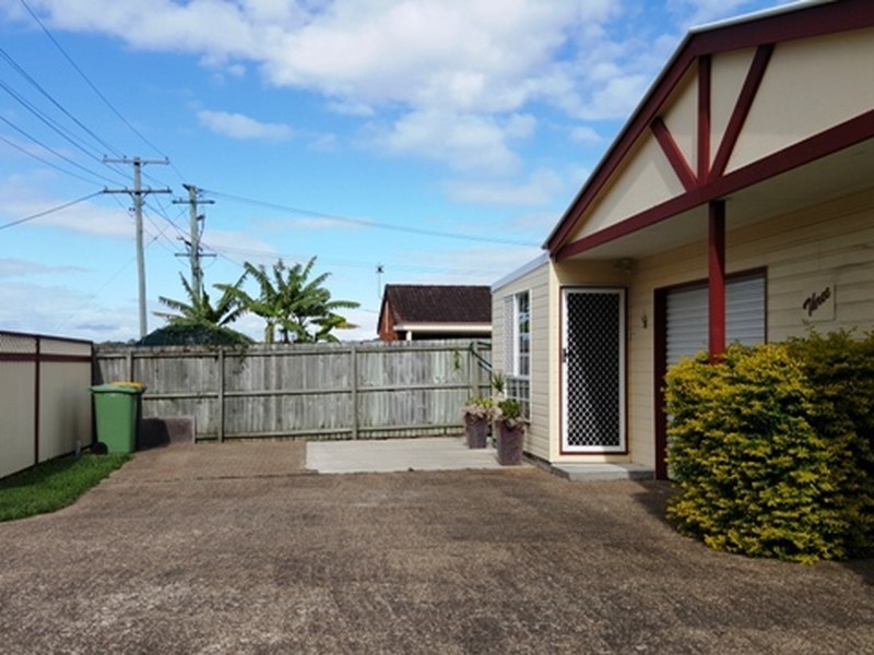 1/3 Kumbar Street, Pacific Paradise QLD 4564