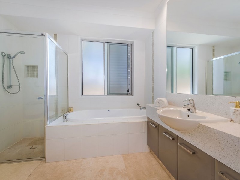 46 Baywater Drive, Twin Waters QLD 4564