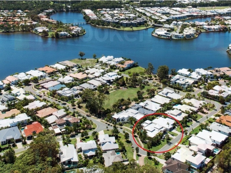 24 Moorings Circuit, Twin Waters QLD 4564