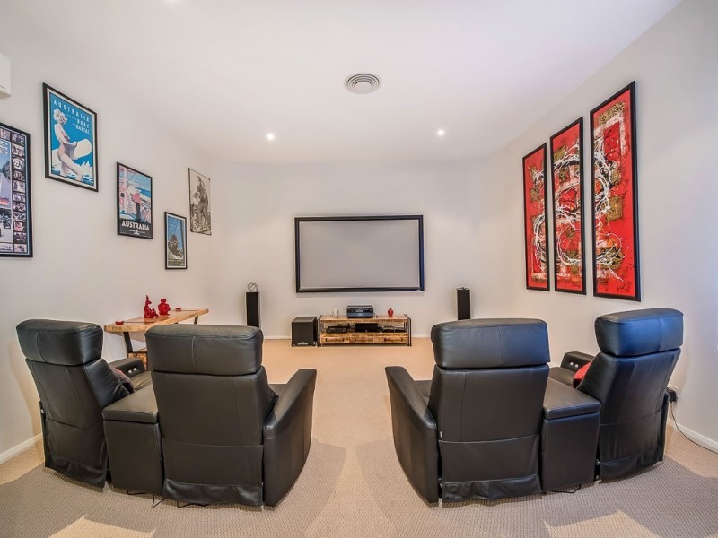 24 Moorings Circuit, Twin Waters QLD 4564