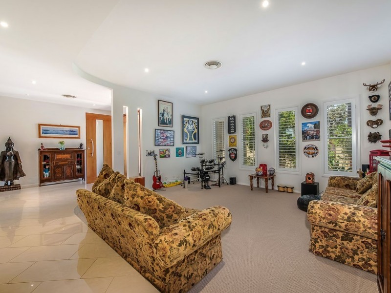 24 Moorings Circuit, Twin Waters QLD 4564