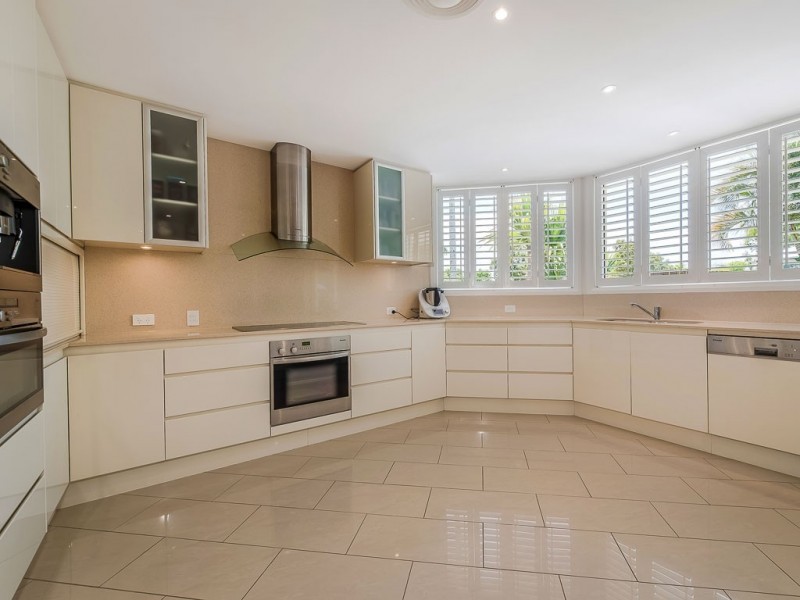 24 Moorings Circuit, Twin Waters QLD 4564