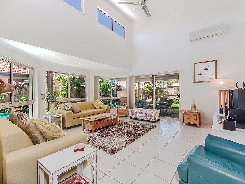 30 Veerings Crescent, Twin Waters QLD 4564