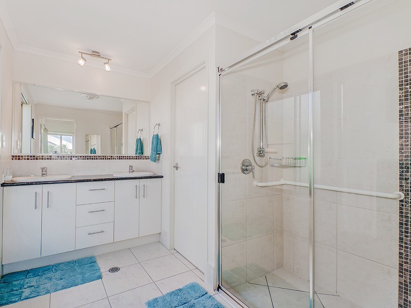 30 Veerings Crescent, Twin Waters QLD 4564
