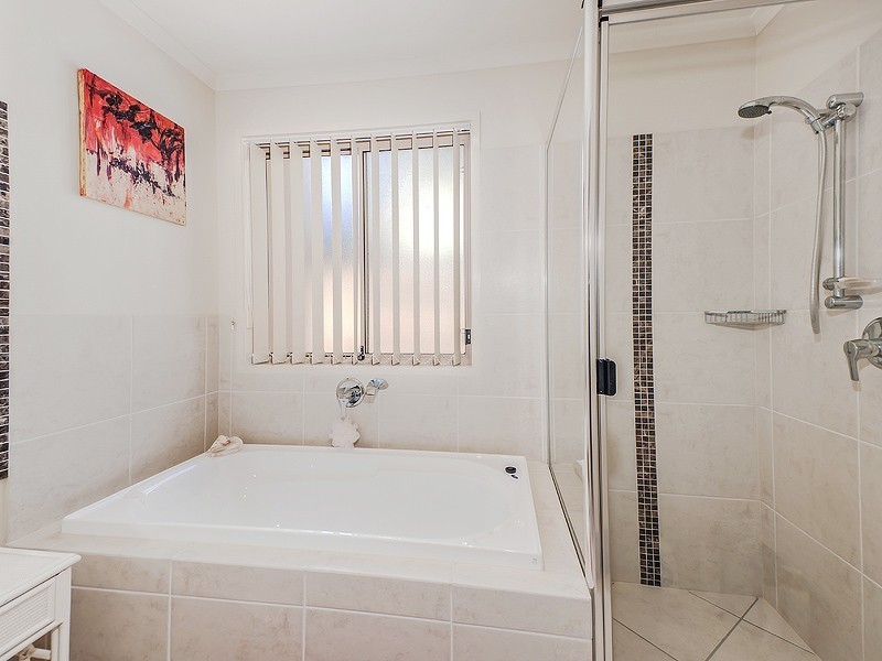 30 Veerings Crescent, Twin Waters QLD 4564