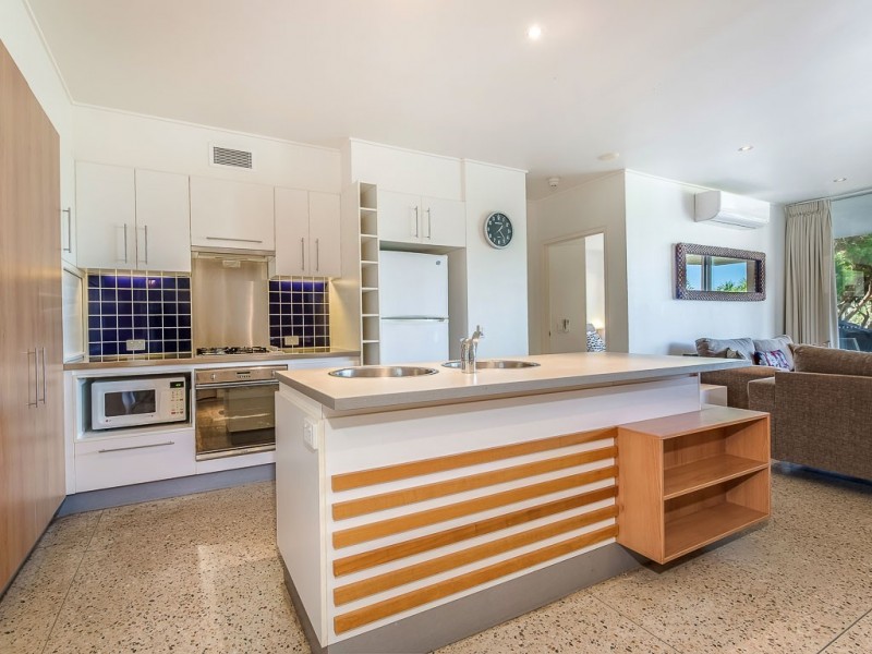 70/80 North Shore Road, Twin Waters QLD 4564