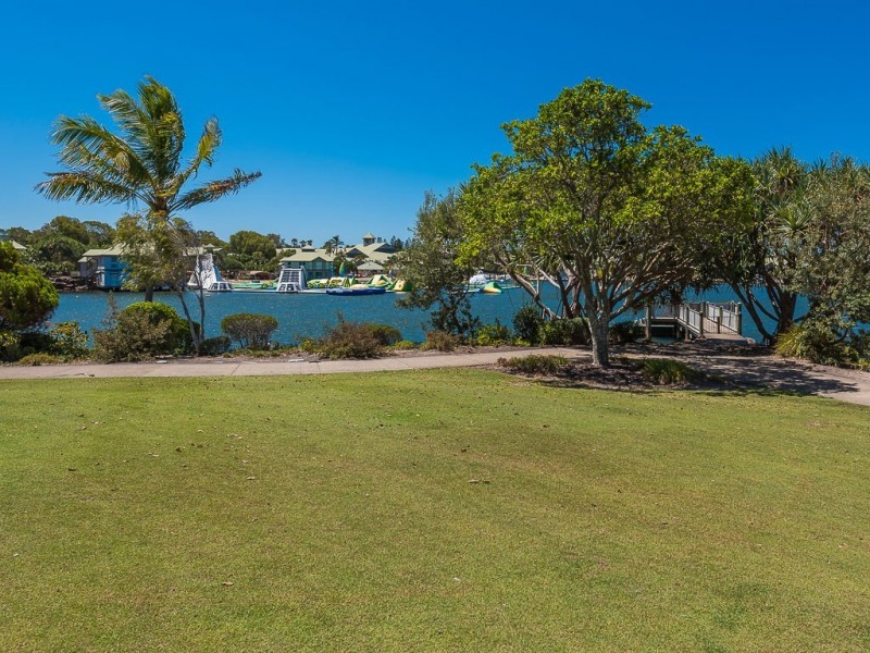 70/80 North Shore Road, Twin Waters QLD 4564