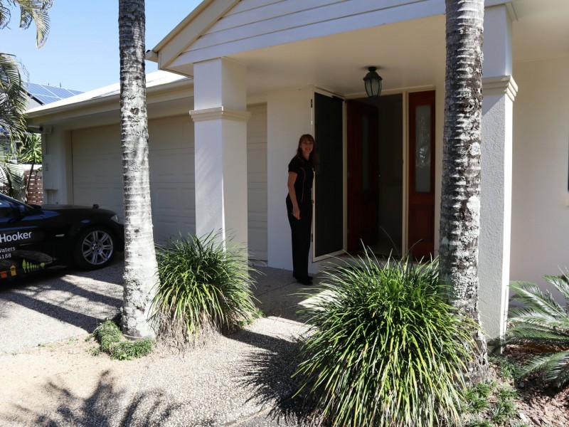 13 Baker Finch Place, Twin Waters QLD 4564