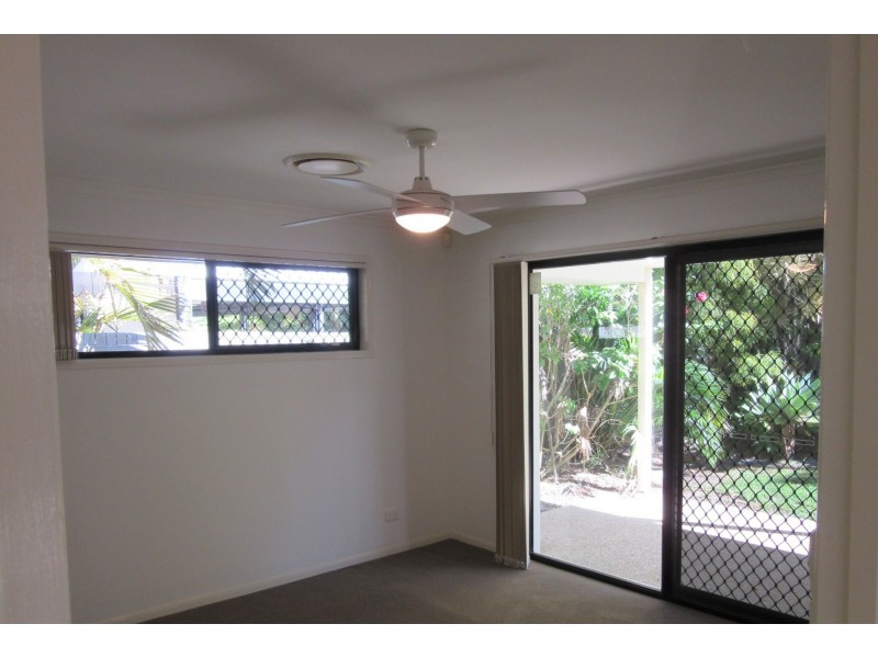 13 Baker Finch Place, Twin Waters QLD 4564