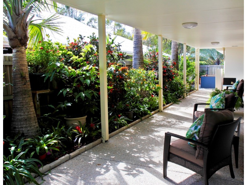 13 Baker Finch Place, Twin Waters QLD 4564