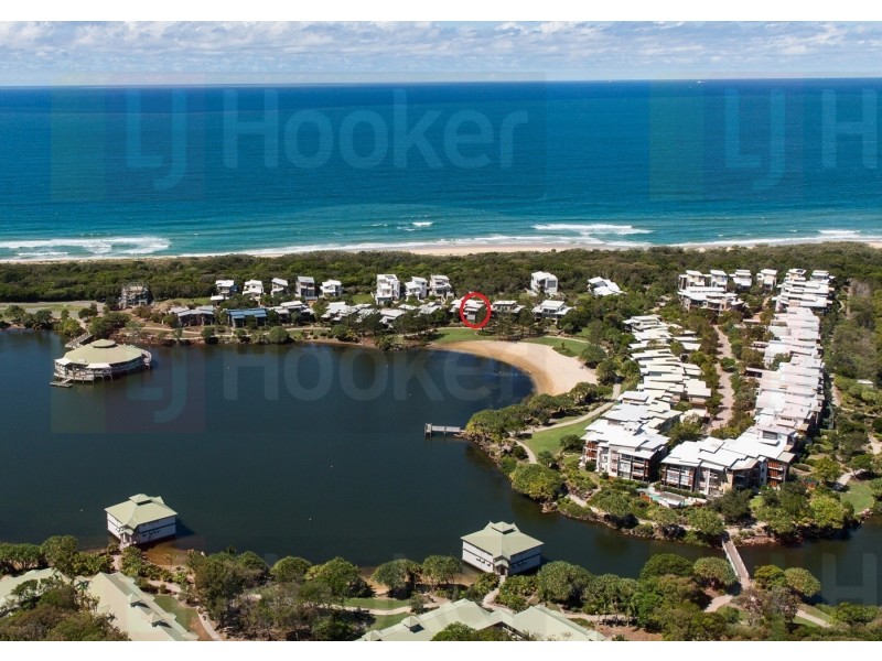 42/80 North Shore Road, Twin Waters QLD 4564
