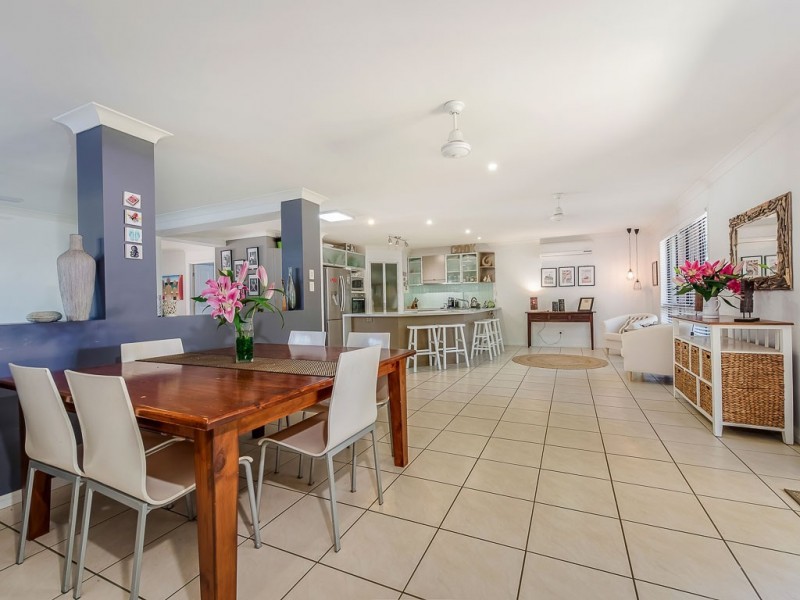 48 Prestwick Drive, Twin Waters QLD 4564
