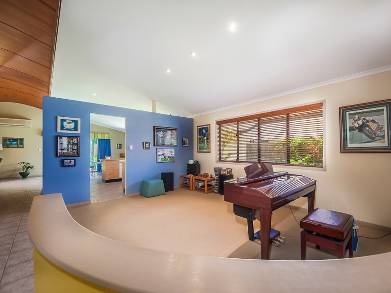 46 Wattlebird Drive, Twin Waters QLD 4564