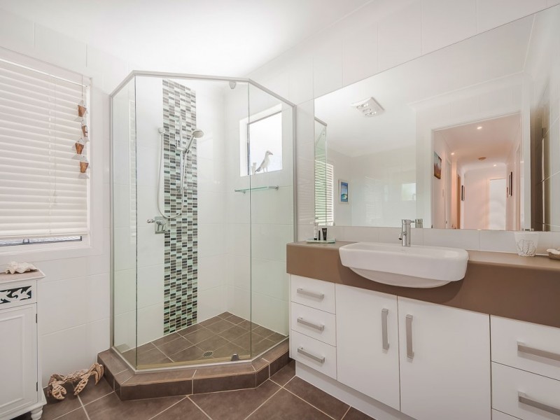 50 Anchorage Circuit, Twin Waters QLD 4564